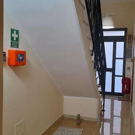 Il Cappello Sulle 23! In Affitto Breve * Avola
